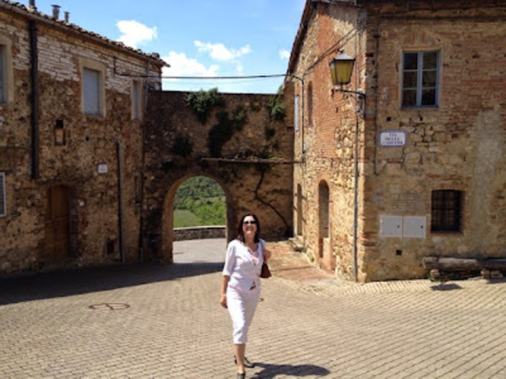 Meet your Posher, Julie
